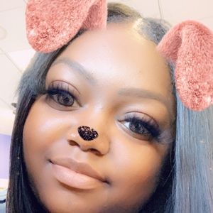 Meet your Posher, Crishanna